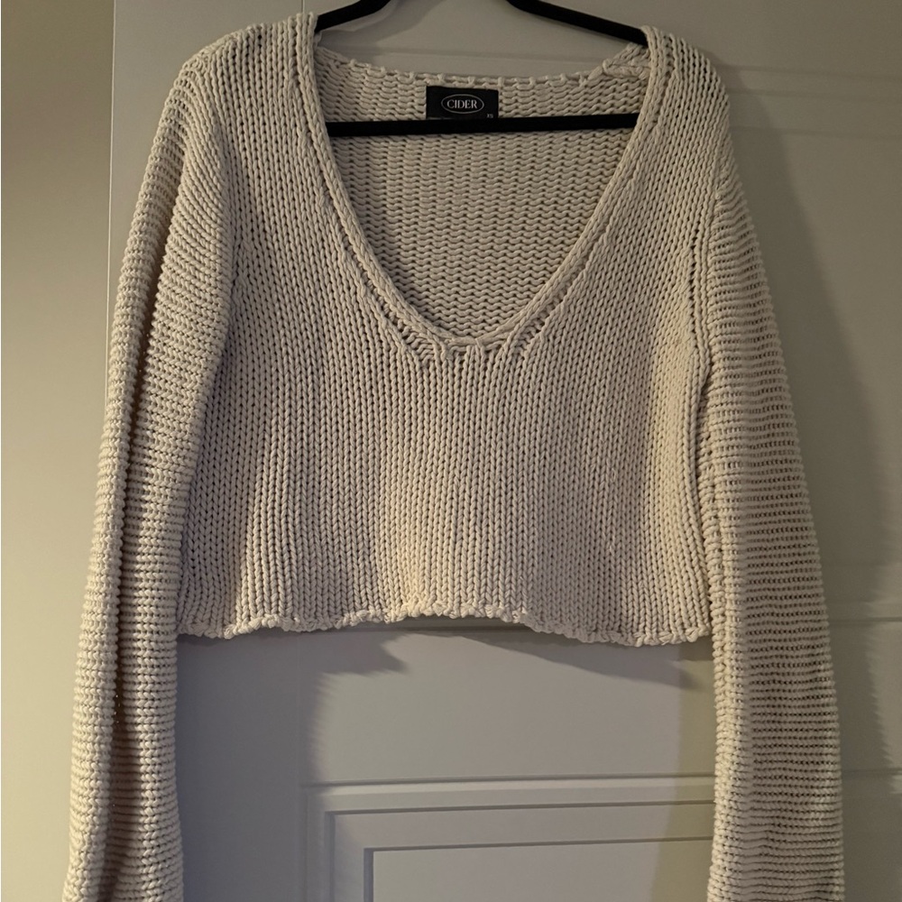 Women's Cream Knit Sweater (Low V)